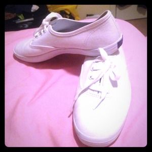 4.5M Keds Tennis Shoes