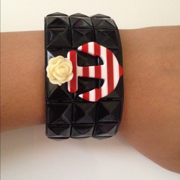 bracelet - Picture 2 of 2