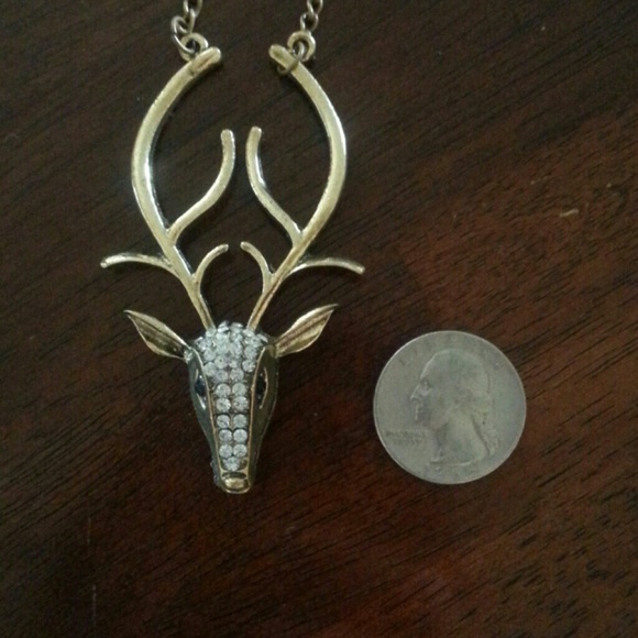 SOLDBUNDLE****Deer Head Necklace - Picture 4 of 4