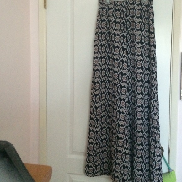 BRANDY MELVILLE Aarika pants with rare print