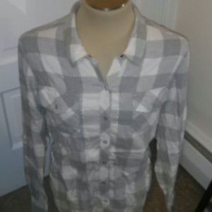 Gray and white flannel shirt