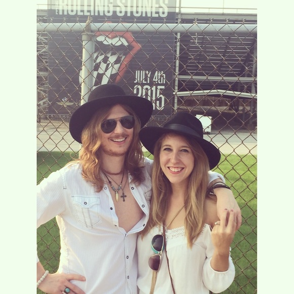 Meet the Posher - Picture 3 of 4