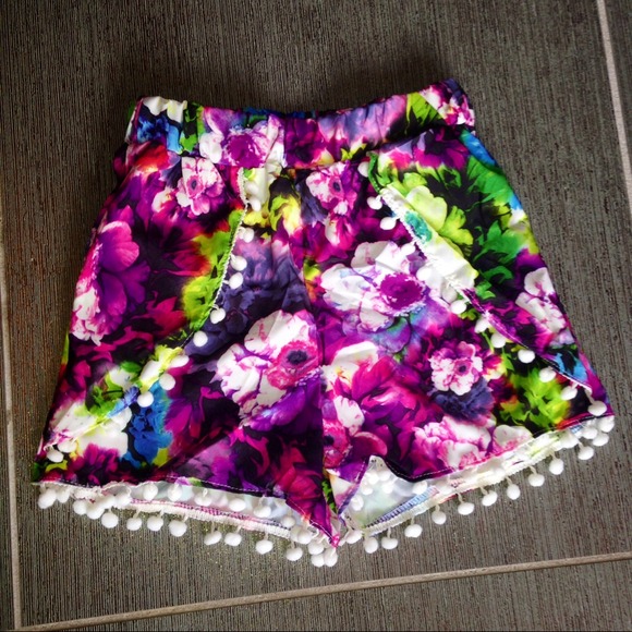 LF dupe Floral Pom Pom shorts
