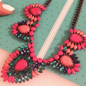 DISCONTINUED *** Stella and Dot "Frida" Necklace