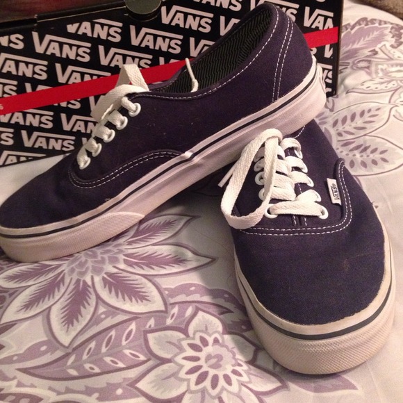 👇LOWERED👇Vans Authentic Shoes
