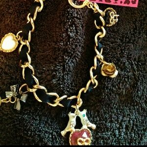 Betsey Johnson lovebird bracelet and earring set