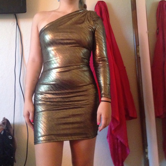 Arden B Gold Dress - Picture 2 of 4