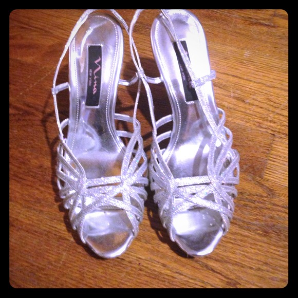 Silver Prom shoes - Picture 2 of 4