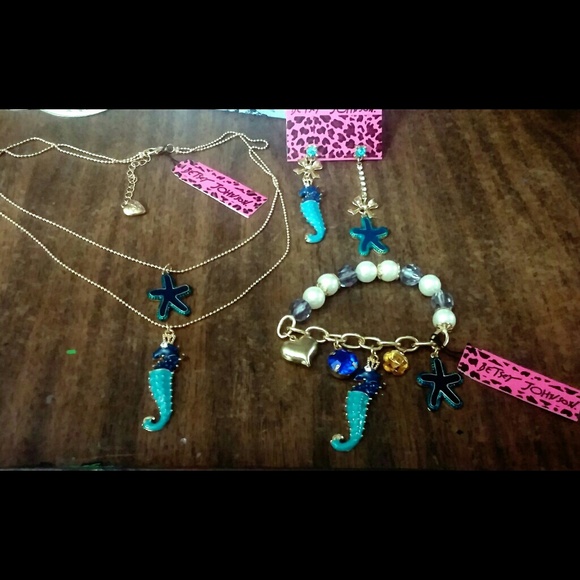 Vintage Betsey Johnson seahorse set