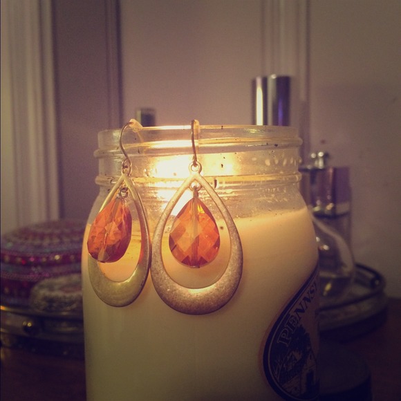 ✨Gold & Orange earrings✨