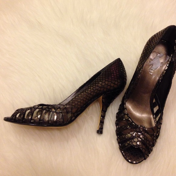 Nine West metallic heels
