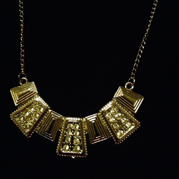 Silver Color Necklace - Picture 2 of 2