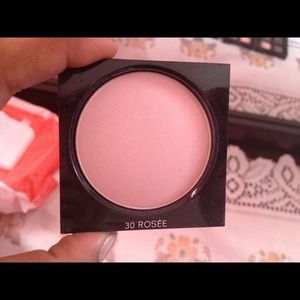 Chanel makeup press powder