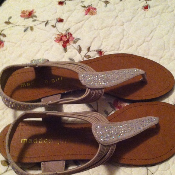 Steve Madden sandles
