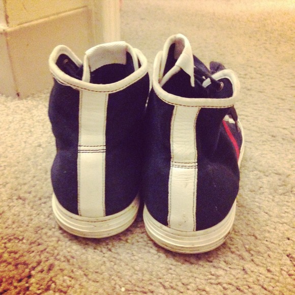 GUCCI - Picture 3 of 3