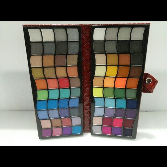 80Kleancolor Eyeshadow Palette