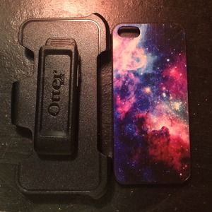 iPhone5 case and Outter box clip