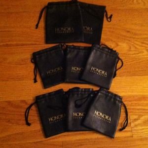 8 HONORA COLLECTION Jewelry Bags Freshwater Pearls