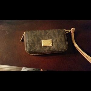 Michael kors iPhone wallet