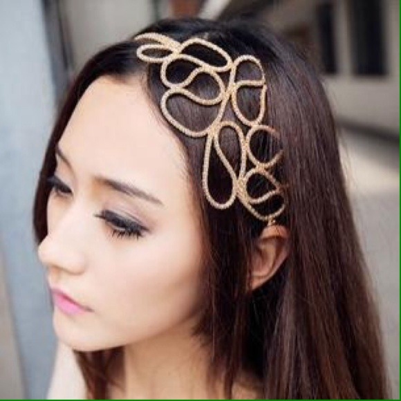 🆕Elegant gold hair band.