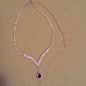 Black pendant necklace perfect for prom