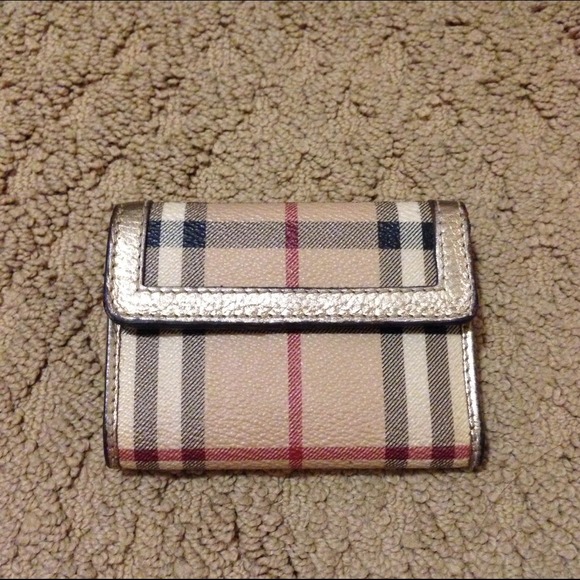Burberry wallet