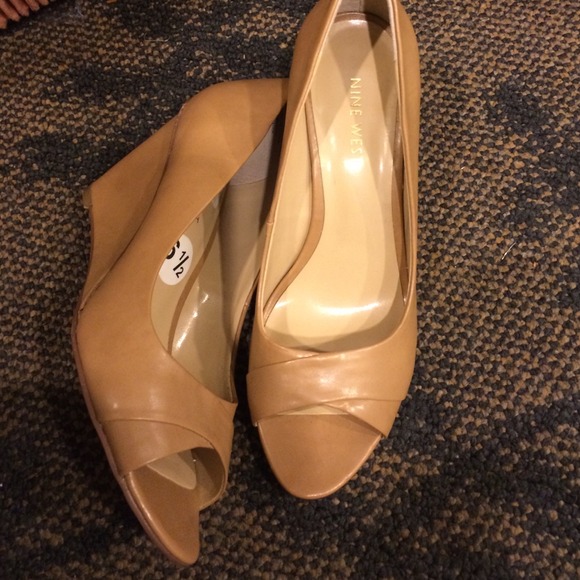 Nine West Shoes - Nine West peek toe shoes