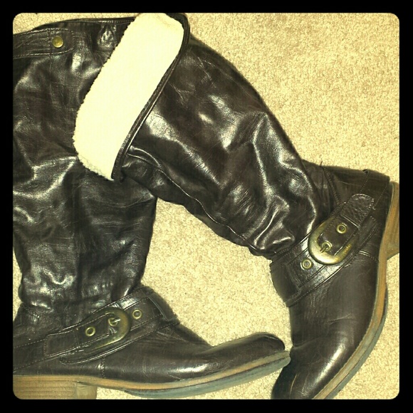 Chocolate Roush boots