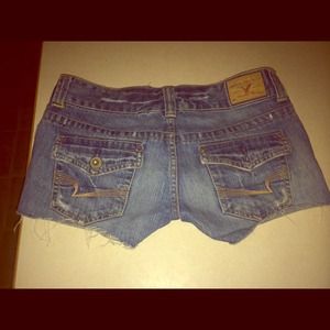 AE short shorts!