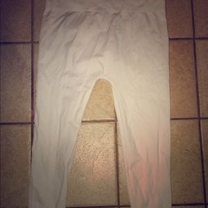 White leggings!