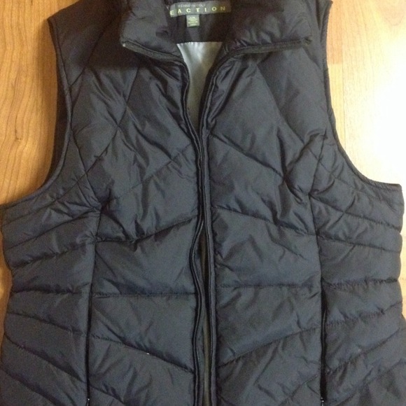 Reaction Kennth Cole Down Vest