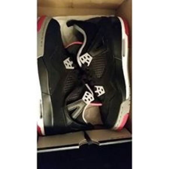 Air Jordan 4 sold