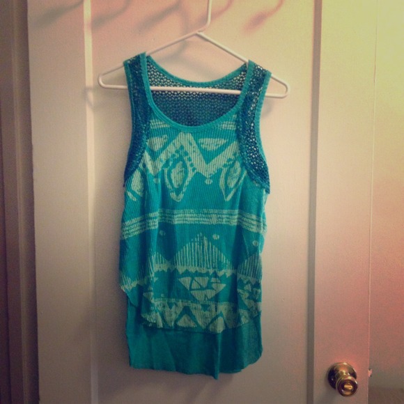 Free People top ✌️