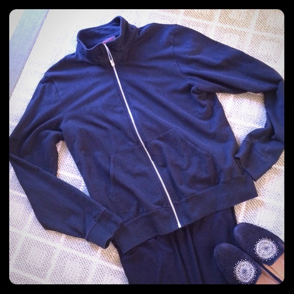 Prada Jackets & Blazers - 🎀 WOW! PRADA JACKET - Black Zipup 🎀