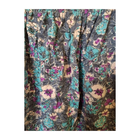 ❌SOLD❌ Heritage 1981 Floral Skirt - Picture 2 of 2