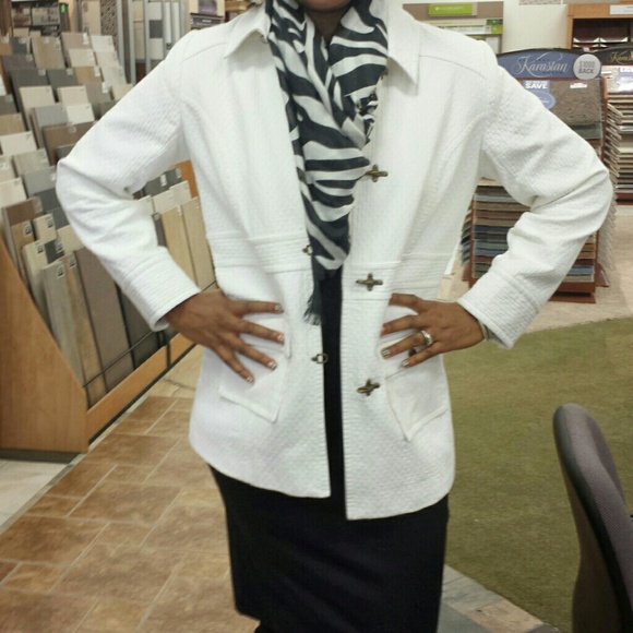 All season layering jacket!