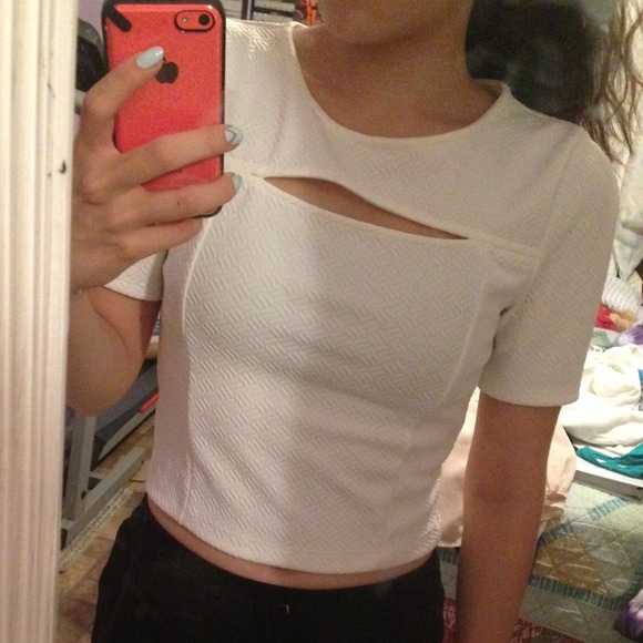 White crop top
