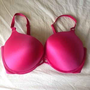Victorias Secret  36DD Miraculous Plunge