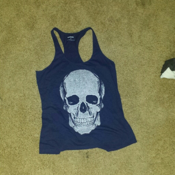 Skull tank