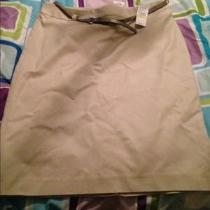 Brand new Van Heusen skirt