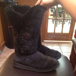 Black Tall Bailey Button UGGS