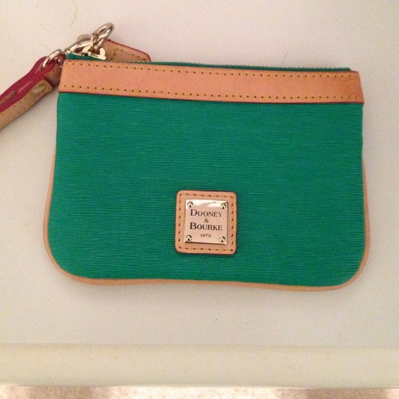NWOT Dooney and Bourke wristlet.