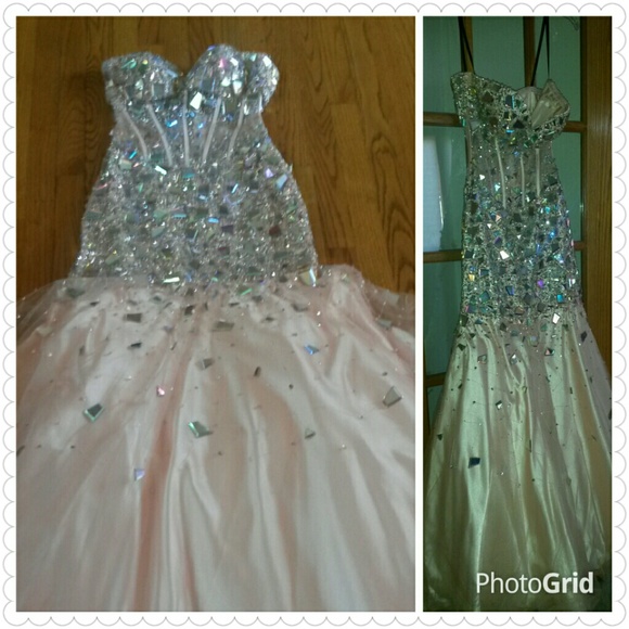 Alyce Paris Designer Special Occasion/Prom Dress - Picture 2 of 4