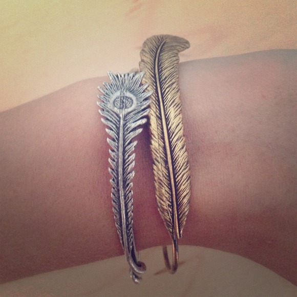 Alex & Ani Feather Bangle