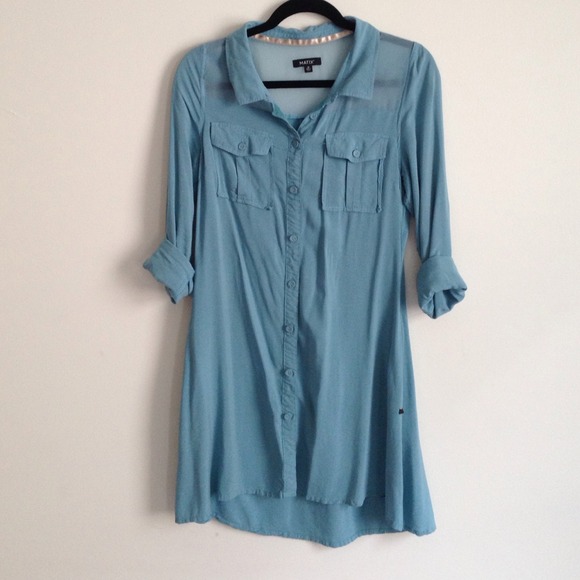 ⛔️SOLD IN BUNDLE⛔️ Blue Button Down Collared Dress - Picture 2 of 4