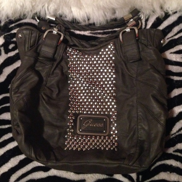 GRAY GUESS TOTE!