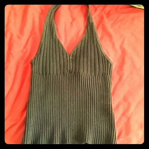 GUESS HOT HALTER TOP!