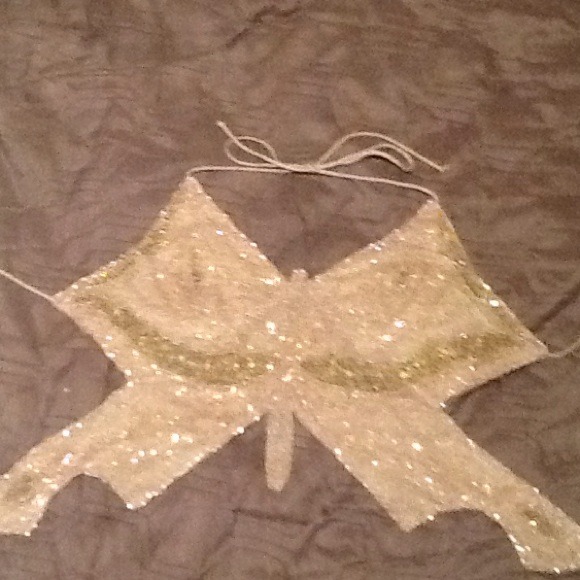 BUTTERFLY TOP