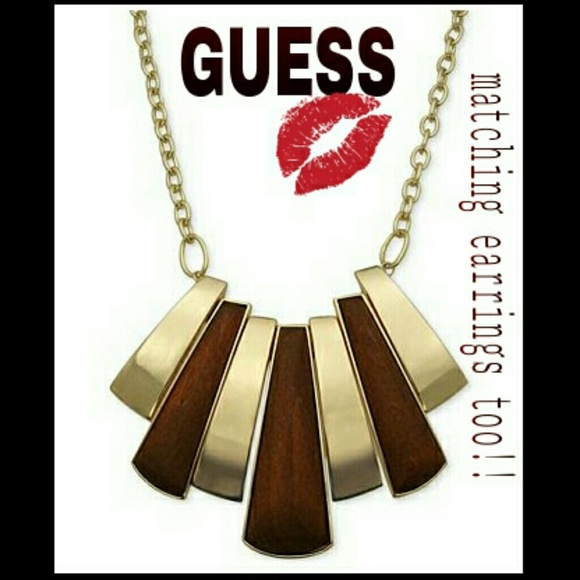 **GUESS necklace and matching earings**