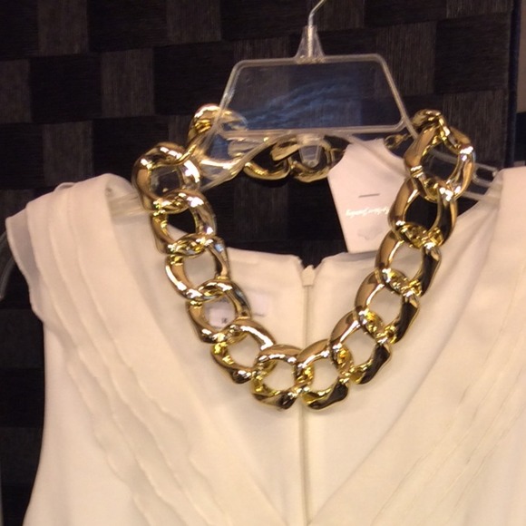 Necklace - Picture 2 of 2